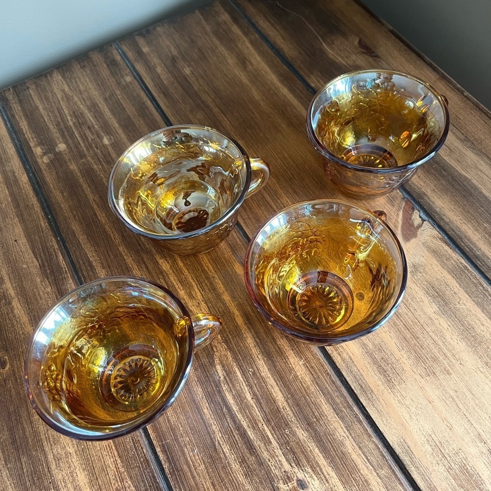 Vintage Indiana Carnival Glass Harvest Leaf Teacups - Set of 4 - Picture 2 of 4